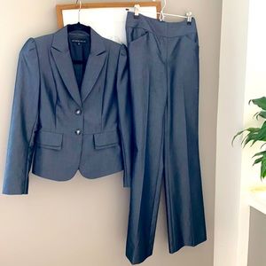 Like new Antonio melani pantsuit set